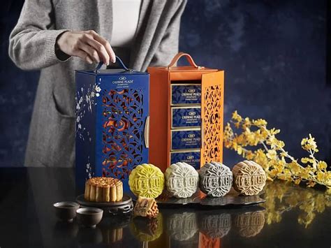 fendi moon cakes|lady m's mooncakes.